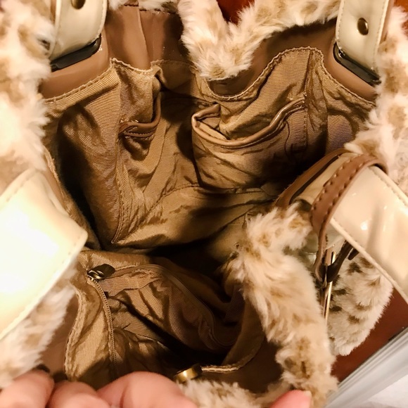 ICO JEENE Faux fur animal print purse - Picture 5 of 5